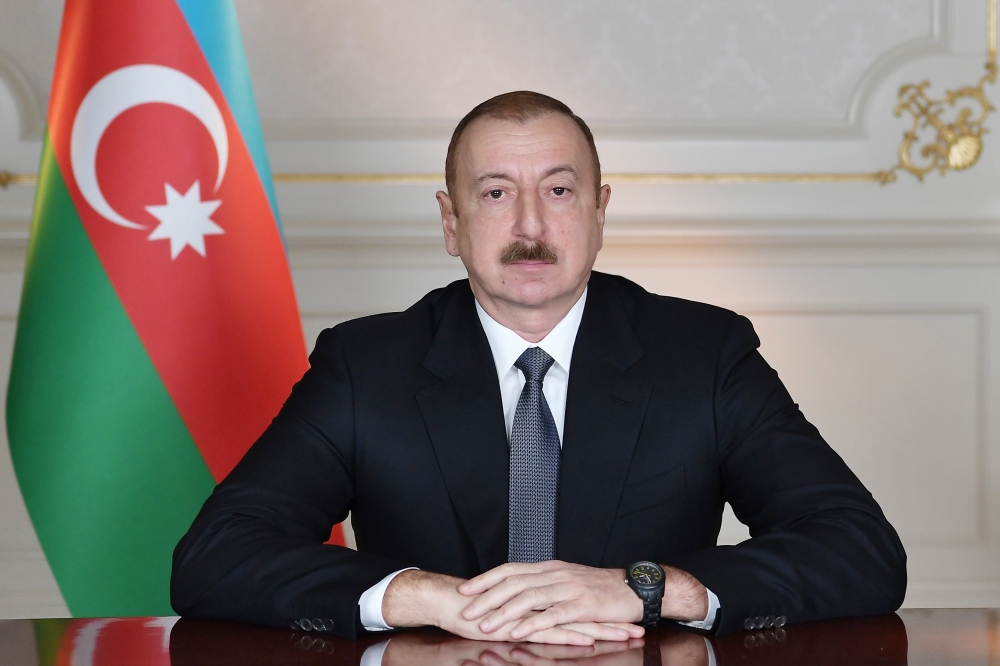 Президент Ильхам Алиев поздравил православную общину Азербайджана с праздником Пасхи