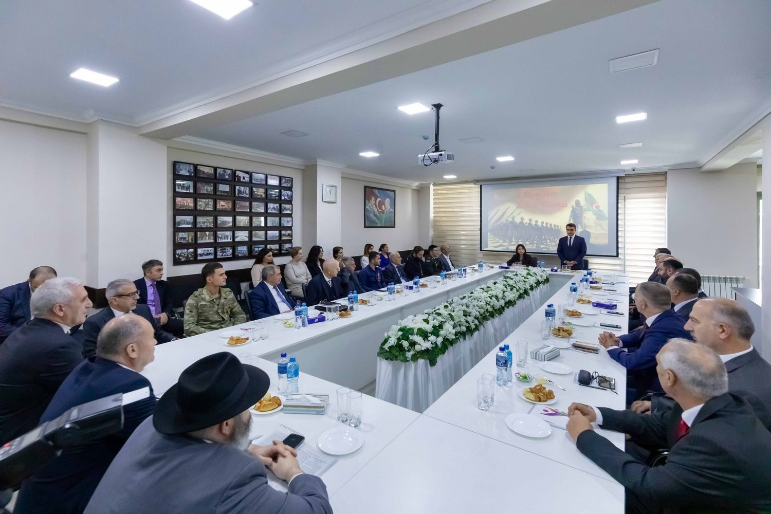 В преддверии празднования Дня Победы в Бакинском Международном Центре Мультикультурализма был проведен круглый стол