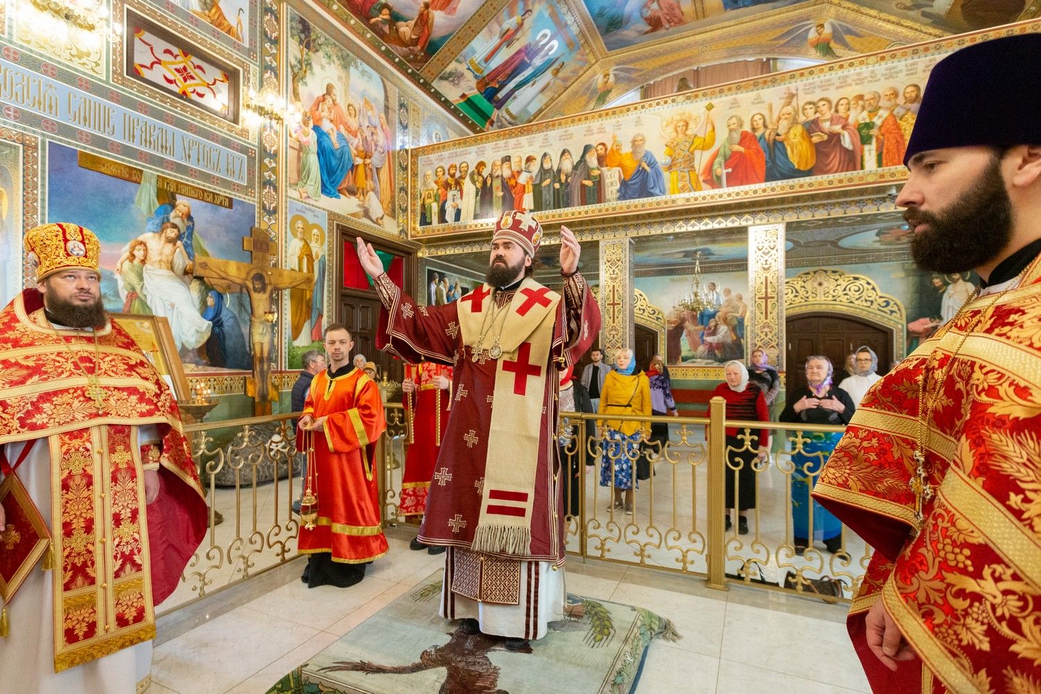 Архиепископ Феофилакт совершил Божественную литургию в соборе Рождества Богородицы г. Баку