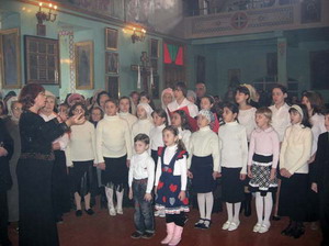 Учащиеся детской воскресной школы при соборе Рождества Богородицы под руководством Каримовой Л.С. 