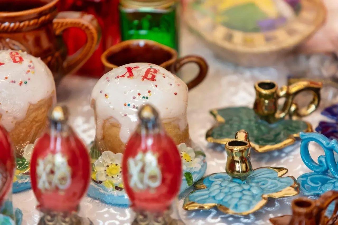 В Русском Доме в Баку состоялся благотворительный Пасхальный базар
