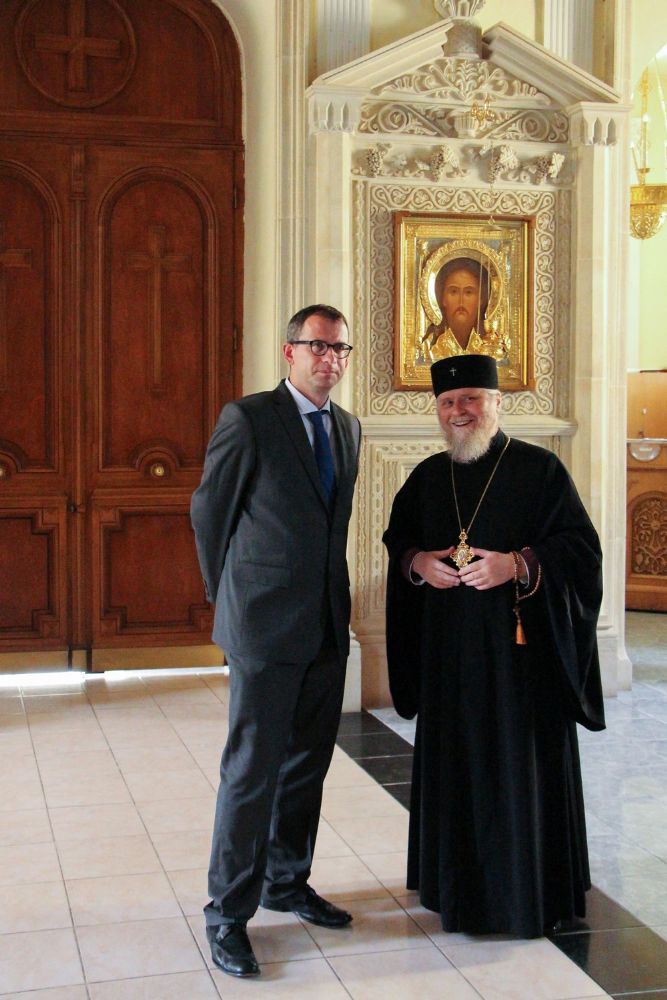 Высокопреосвященный архиепископ Александр встретился с Чрезвычайным и Полномочным Послом Польши в Азербайджанской Республике г-ном Михаэлем Лабендой.