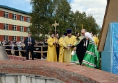 Святейший Патриарх Кирилл совершил чин освящения закладного камня в основание храма в паломническом центре Псково-Печерского монастыря