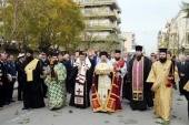 Тысячи верующих встречали мощи святителя Луки (Войно-Ясенецкого) в греческом городе Патры