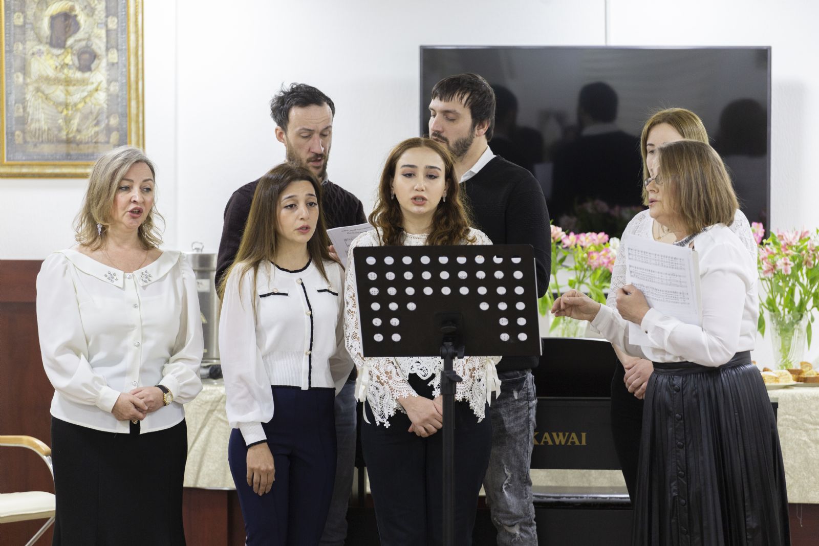 В религиозно-культурном центре Бакинской епархии прошел музыкальный вечер, приуроченный к празднику Похвалы Пресвятой Богородицы