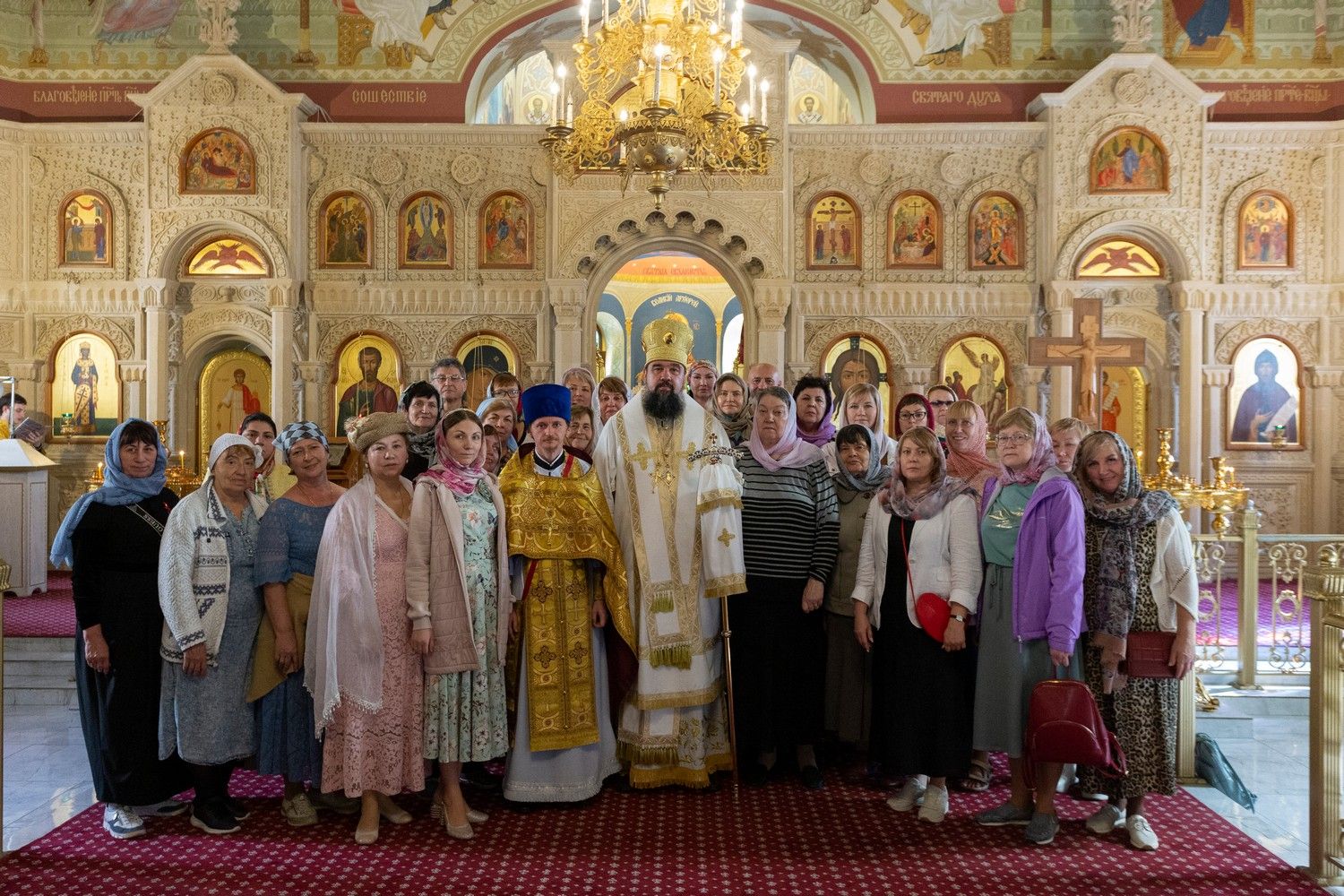 Паломники со Ставрополья посетили бакинские храмы