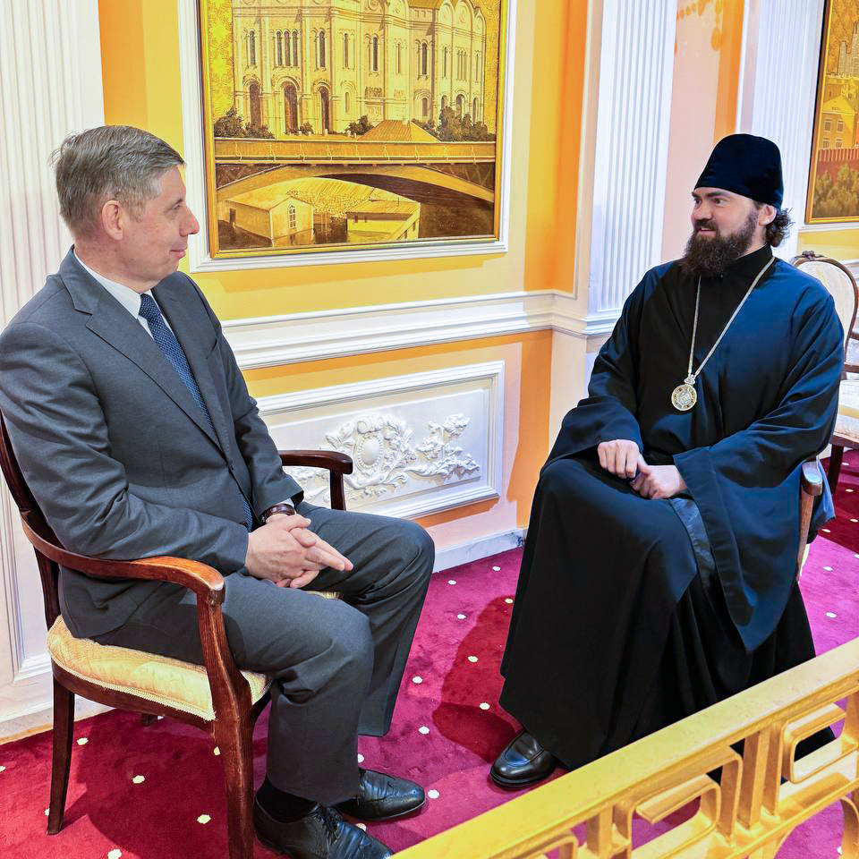 Архиепископ Феофилакт встретился с Послом России в Азербайджане