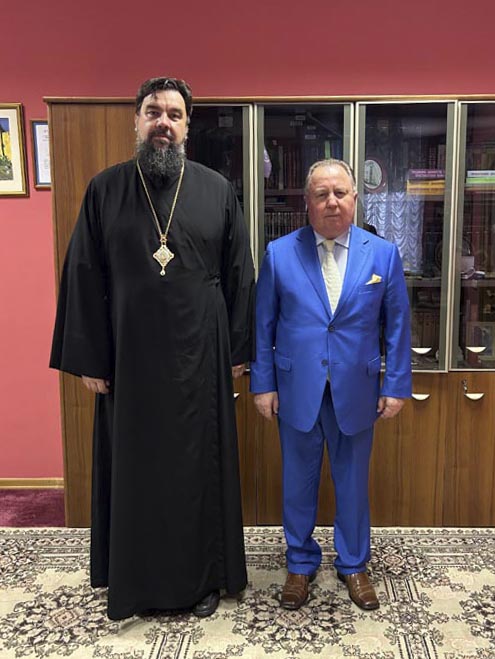 Епископ Алексий встретился с Президентом Международного Фонда духовного единства народов