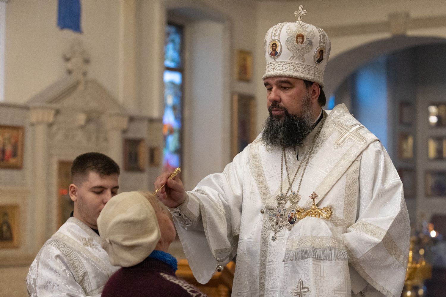 В канун праздника Архистратига Михаила епископ Алексий совершил всенощное бдение