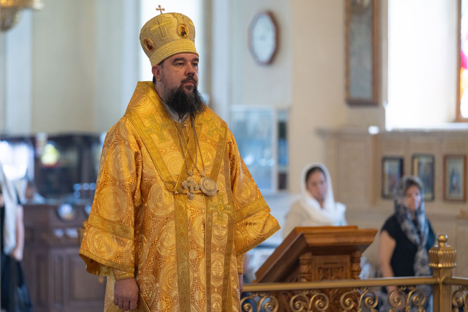 Епископ Алексий совершил Божественную литургию в кафедральном соборе