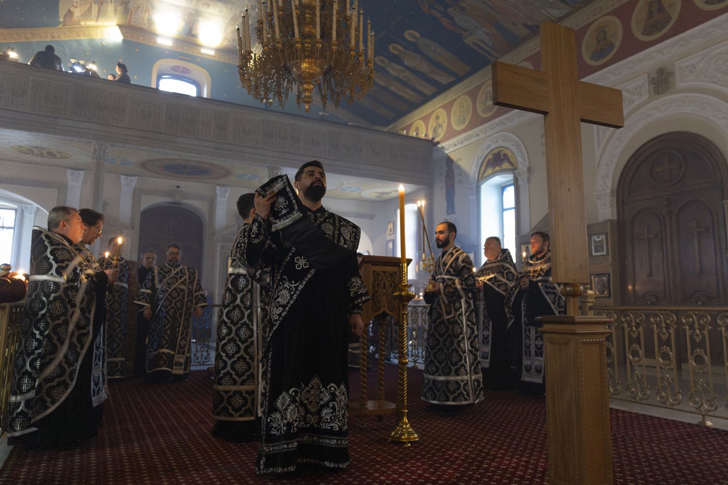 Епископ Алексий совершил последование пассии в кафедральном соборе