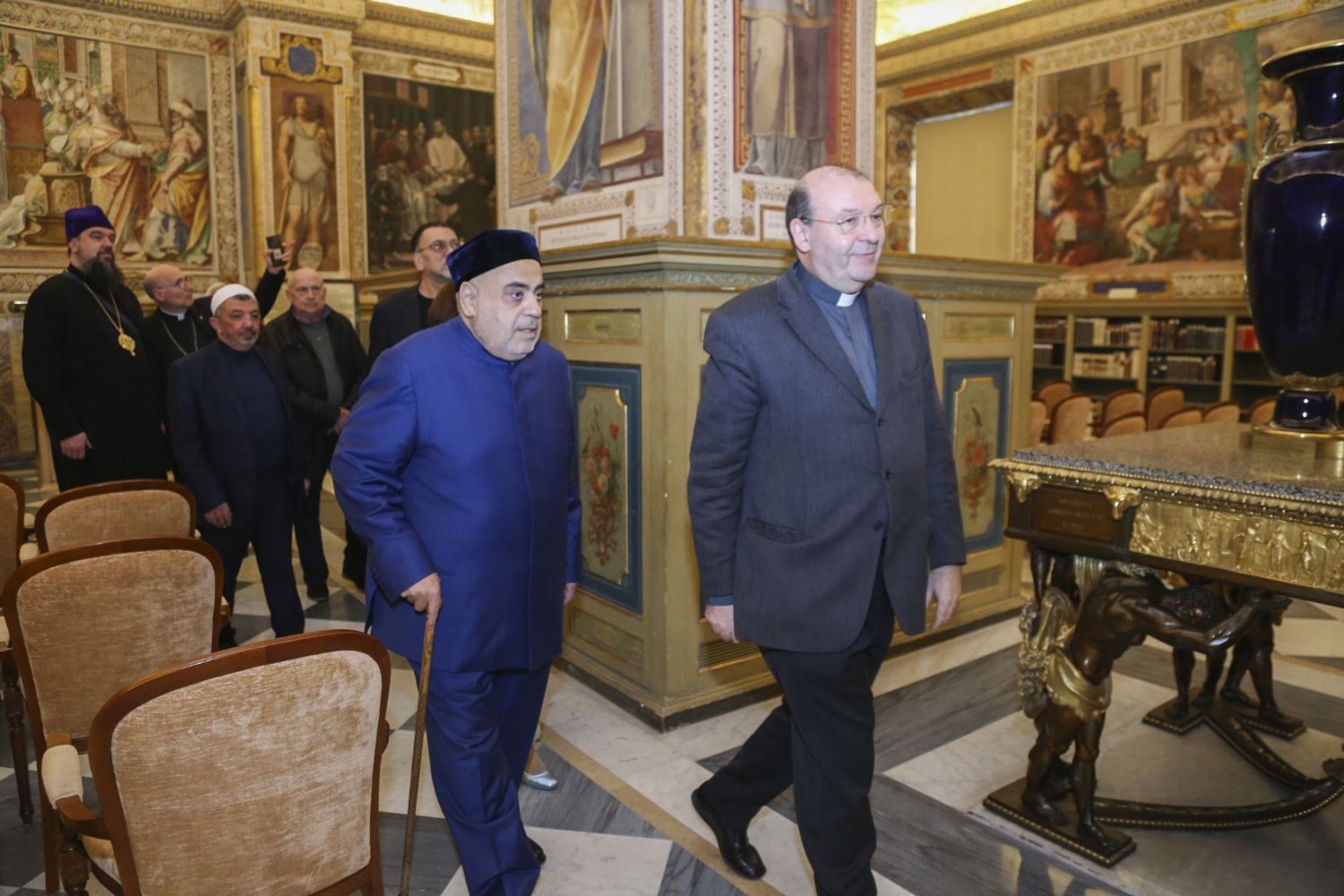 Делегация религиозных лидеров Азербайджана посетила Апостольскую библиотеку Ватикана