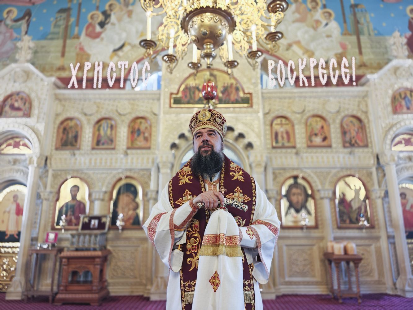 Архиерей совершил Божественную литургию в кафедральном соборе